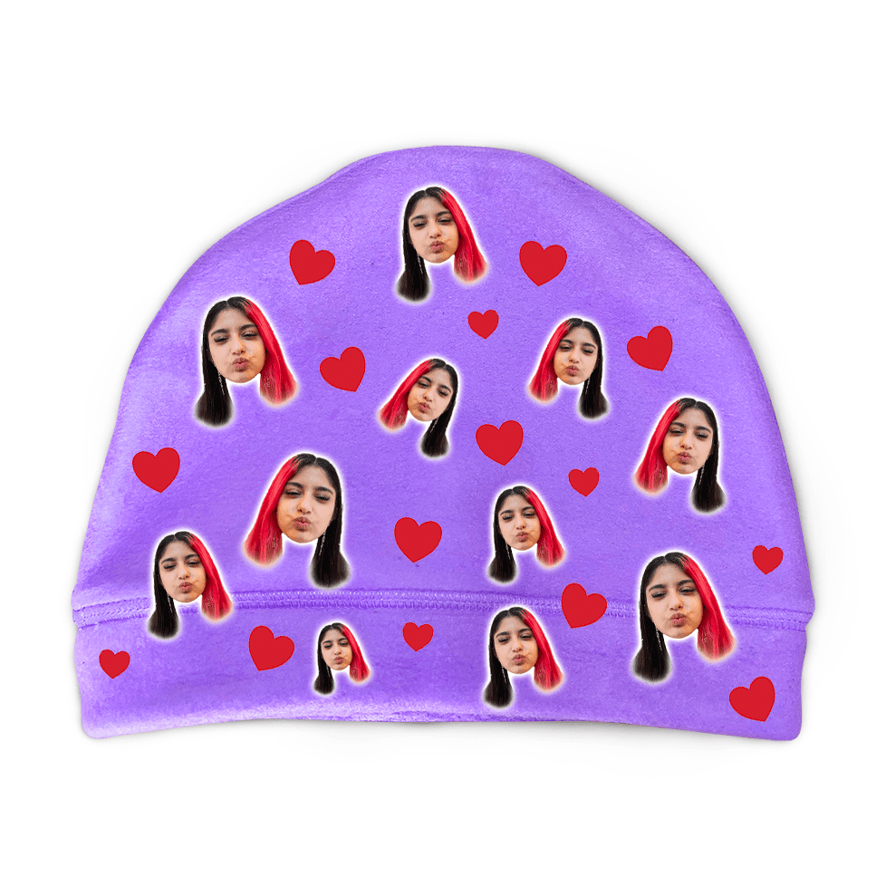 כובע לבבות - כובע מודפס מותאם אישית