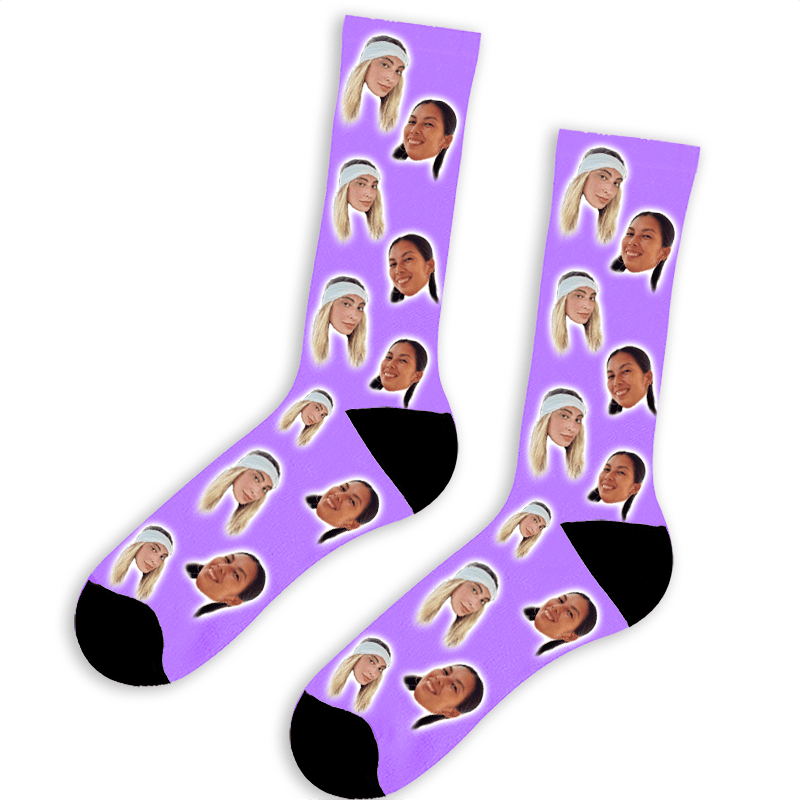 גרביים עם פרצופים | שוגיס - 15 דק׳ בסניף