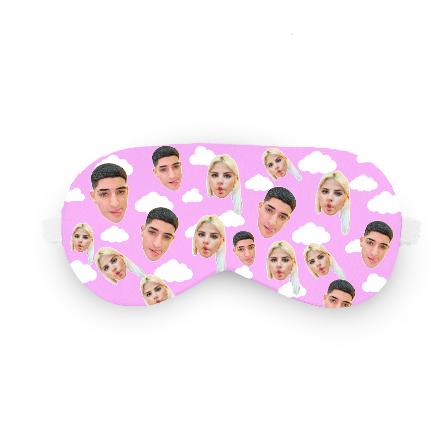 כיסוי עיניים בעננים עם פרצוף בעיצוב אישי - אקססורי לשינה וטיסה שוגיס