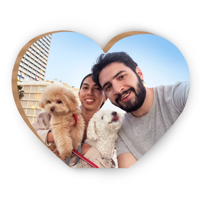 בלוק עץ עם תמונה בצורת לב