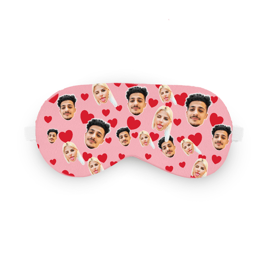 כיסוי עיניים עם לבבות - מתנה מקורית במחיר משתלם